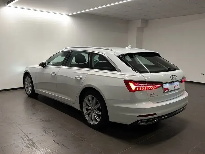 Usata Audi A6 Business 204 CV (150 kW) 2021 Bianco ghiaccio metallizzato Station wagon