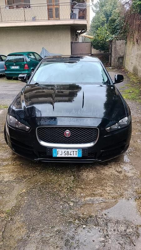 Usata Jaguar XE 2017 Berlina