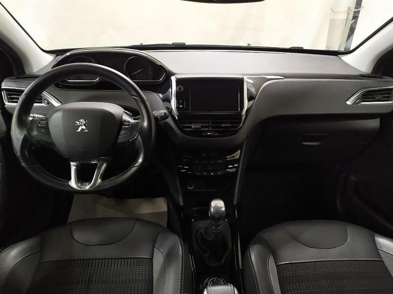 Usata Peugeot 2008 Allure 100 CV (73 kW) 2018 Grigio SUV