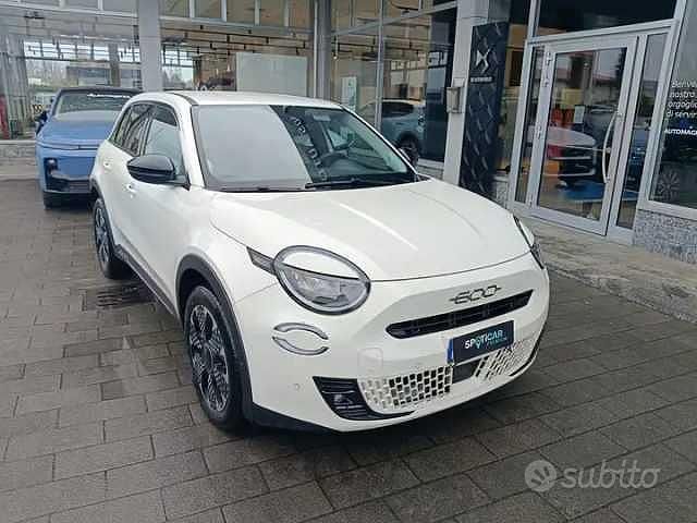 Usata Fiat 600 La Prima 110 CV (80 kW) 2025 Bianco SUV