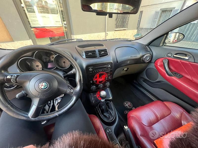 Usata Alfa Romeo GT 150 CV (110 kW) 2004 Nero Coupé