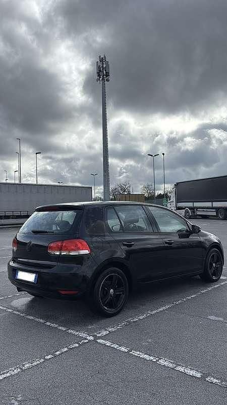 Usata VW Golf 105 CV (77 kW) 2011 Berlina