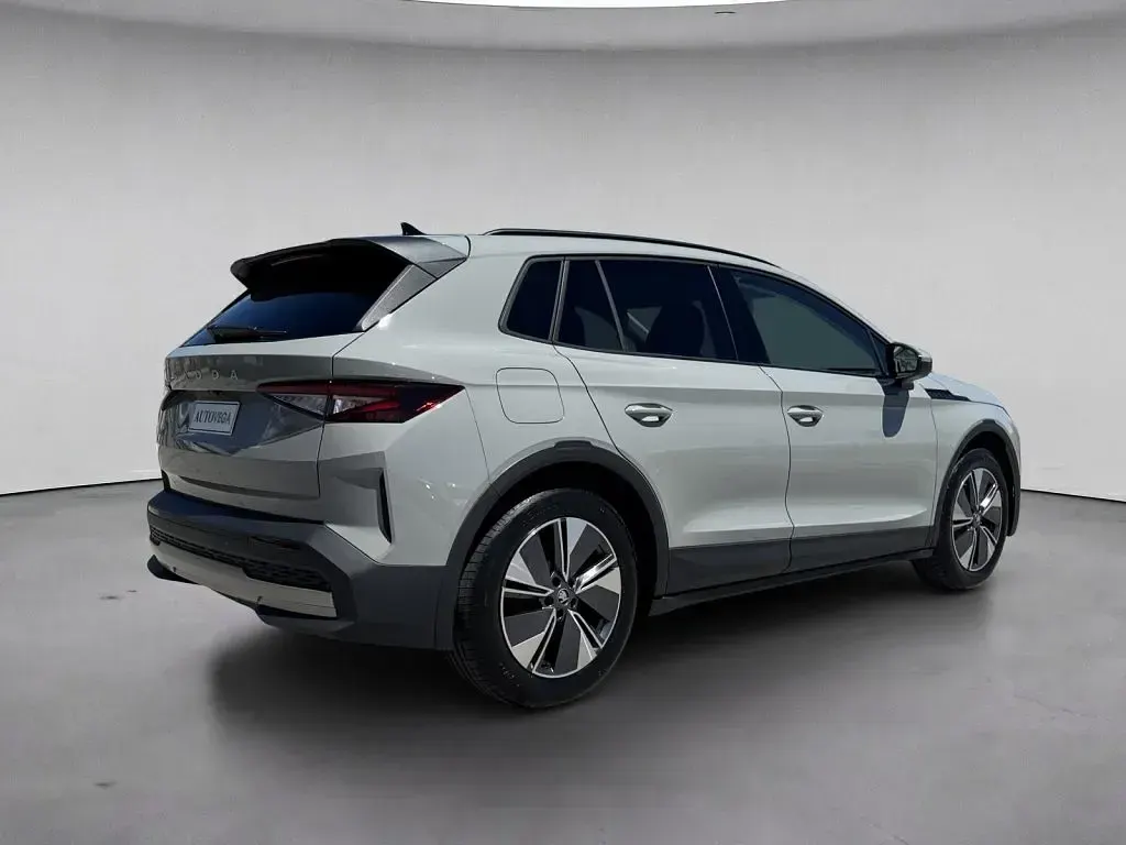 Nuova Skoda Elroq 69 kW (95 CV) 2026 Grigio pastello SUV