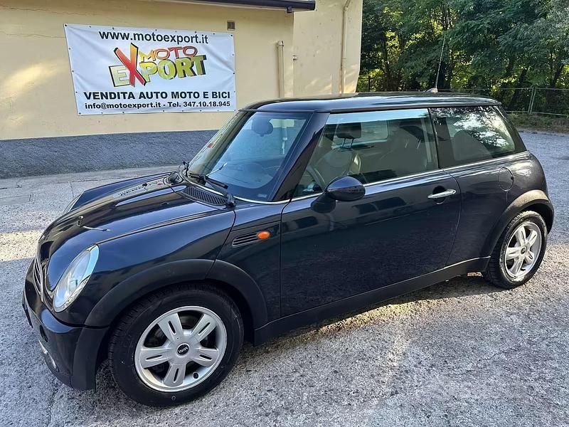 Usata Mini Cooper 116 CV (85 kW) 2005 Verde Utilitaria