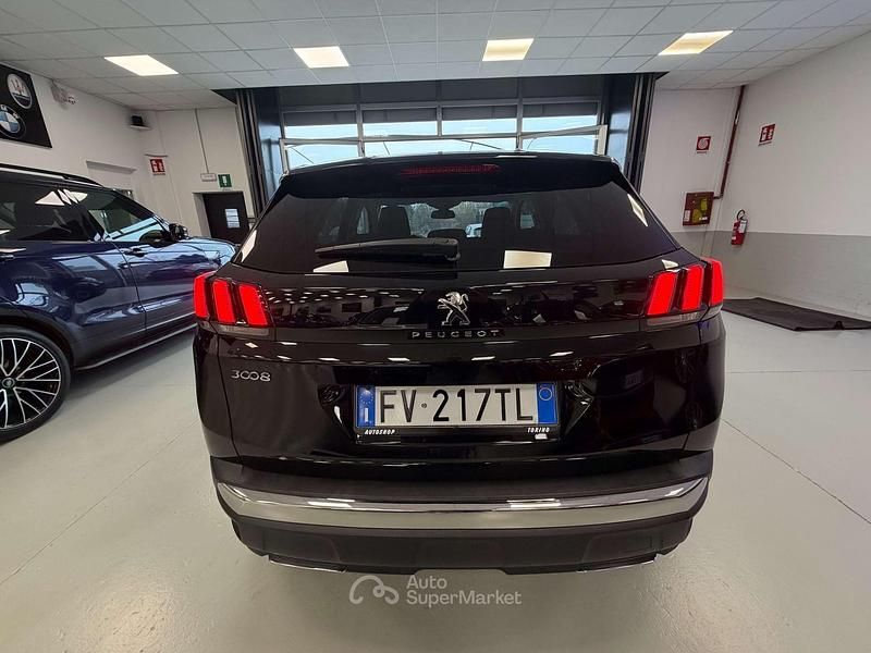 Usata Peugeot 3008 Business-Line 131 CV (96 kW) 2019 Nero SUV