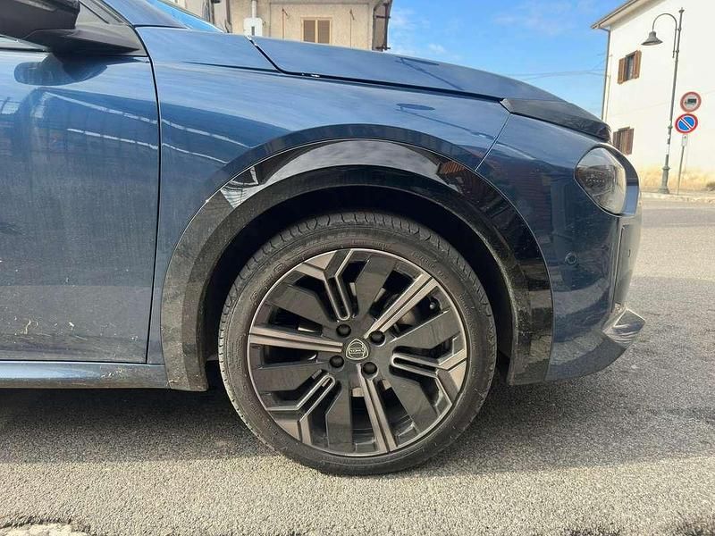 Usata Lancia Ypsilon 101 CV (74 kW) 2024 Utilitaria