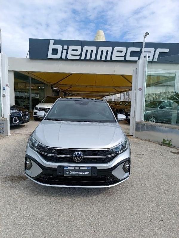 Begagnad VW Taigo R-line 110 HK (80 kW) 2022 Silver SUV
