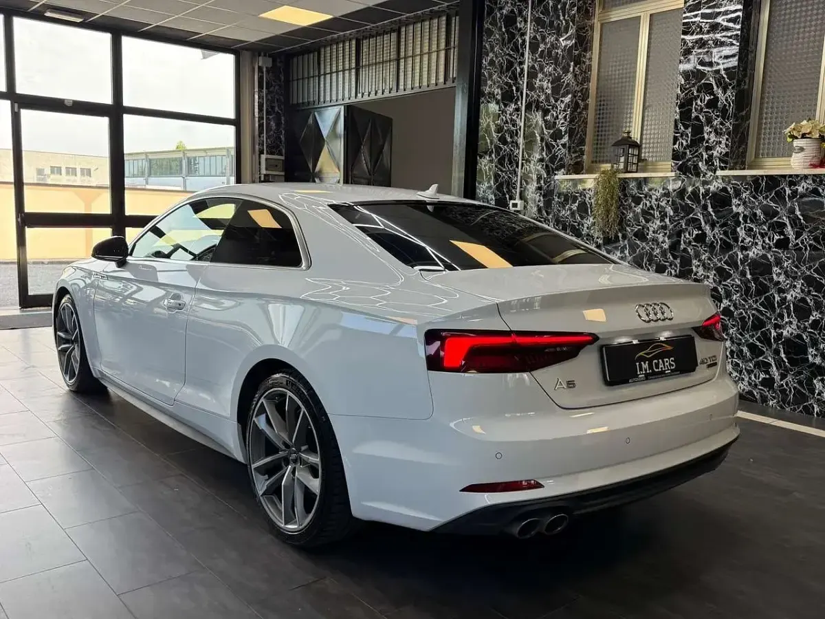 Usata Audi A5 S-Line 190 CV (139 kW) 2019 Bianco Coupé
