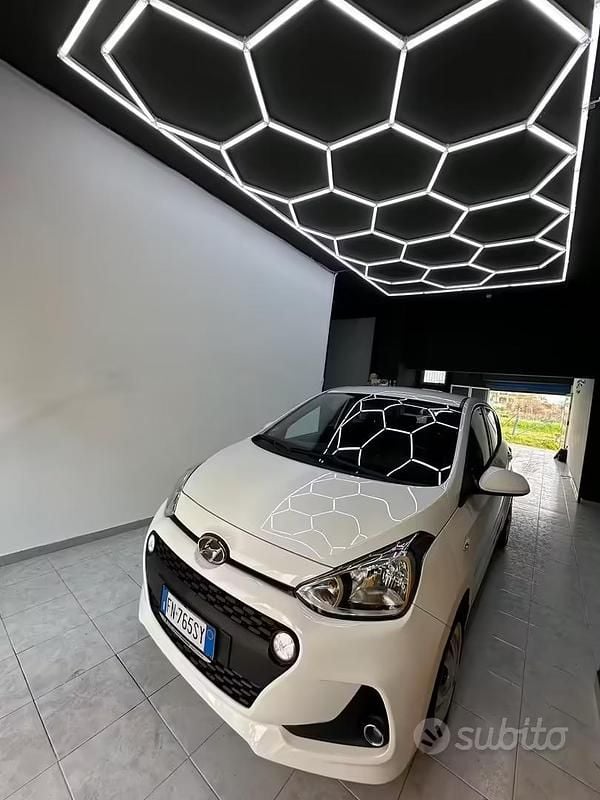 Usata Hyundai i10 Style 69 CV (50 kW) 2018 Bianco Utilitaria