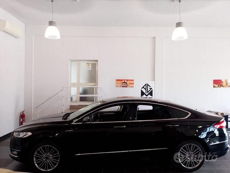 Usata Ford Mondeo Vignale 187 CV (137 kW) 2018 Nero Berlina