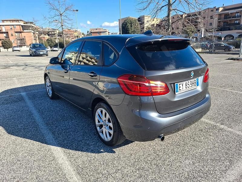 Usata BMW 218 Active Tourer Luxury Line 150 CV (110 kW) 2015 Grigio Monovolume