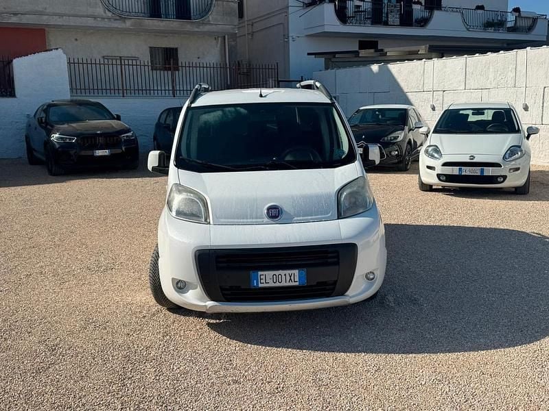Usata Fiat Qubo Trekking 95 CV (69 kW) 2012 Bianco Monovolume