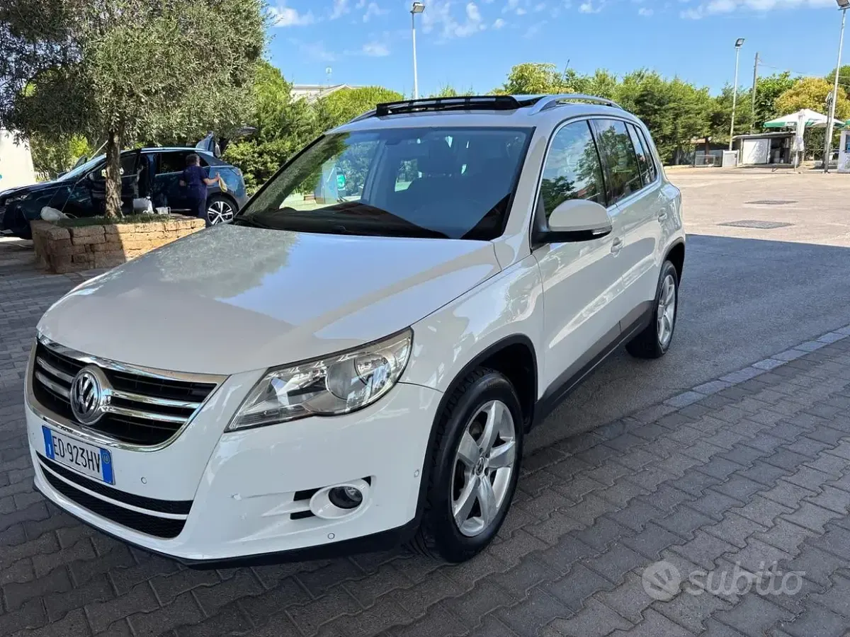 Usata VW Tiguan Sportline 150 CV (110 kW) 2010 Bianco SUV