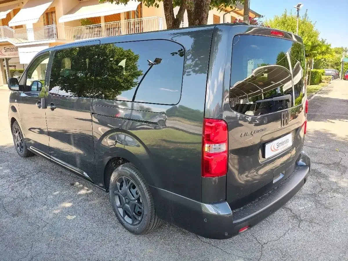 Nuova Fiat Ulysse 130 kW (177 CV) 2025 Grigio Monovolume