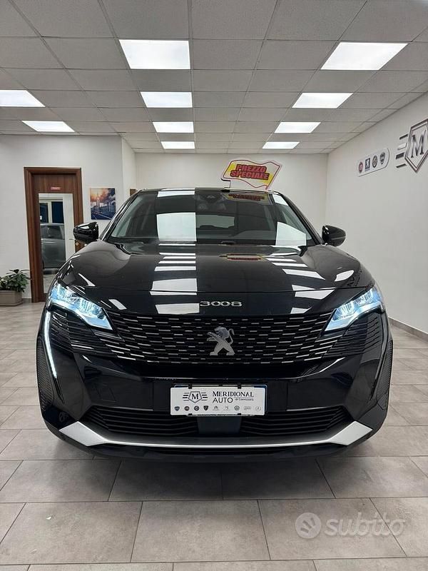 Usata Peugeot 3008 Allure 130 CV (95 kW) 2022 Nero SUV