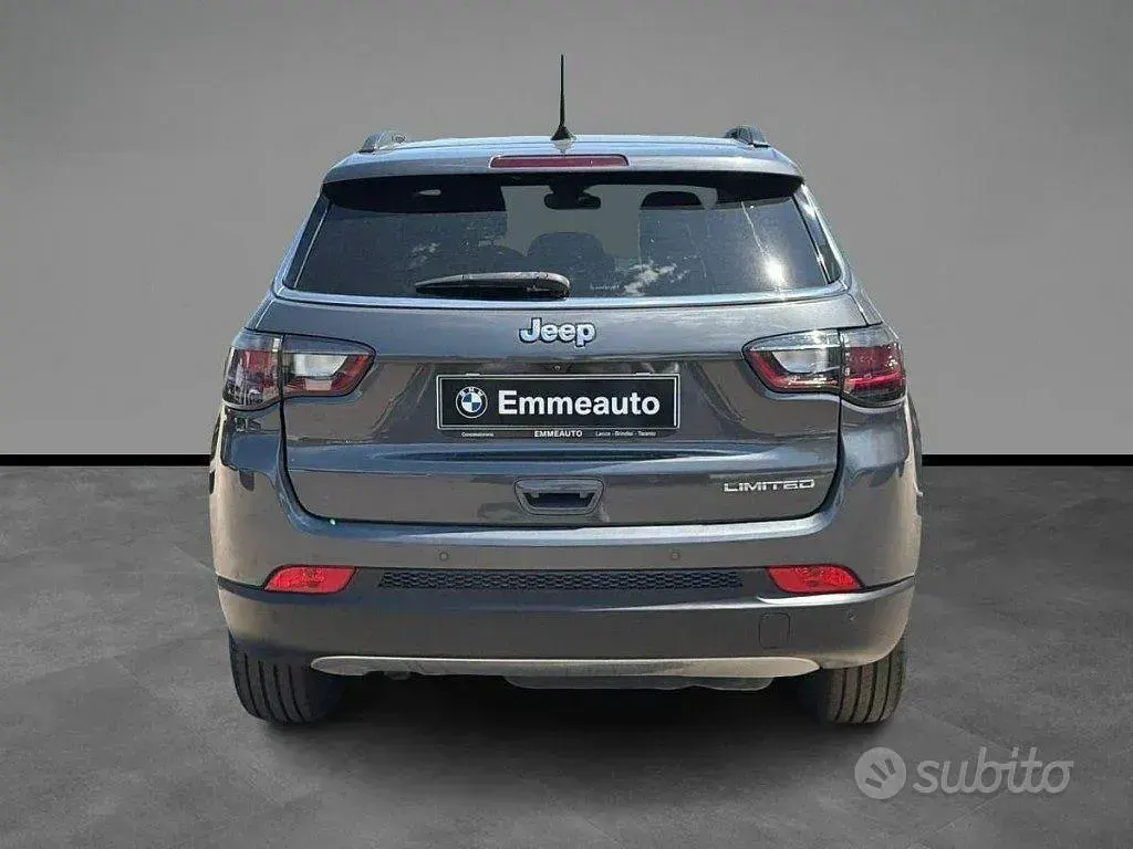 Usata Jeep Compass 131 CV (96 kW) 2022 Grigio SUV