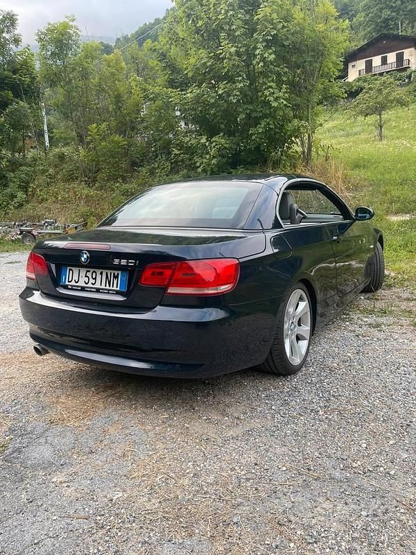 Usata BMW 320 Cabriolet 170 CV (125 kW) 2007 Blu Cabrio