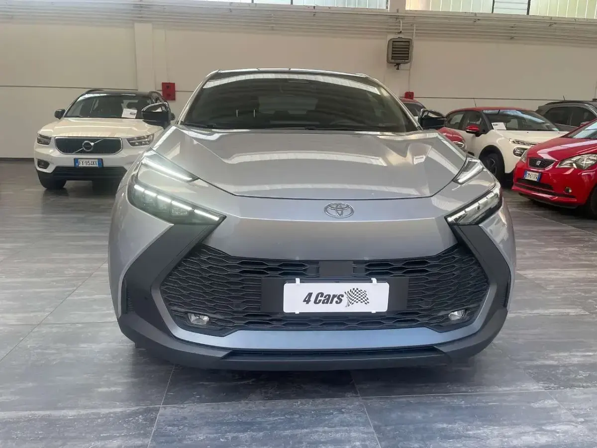 Usata Toyota C-HR+ Trend 72 kW (98 CV) 2025 Grigio SUV