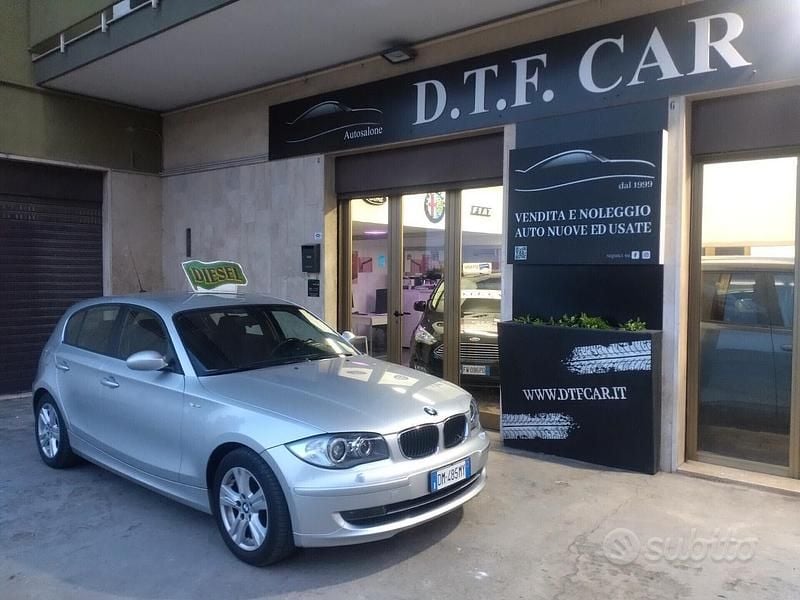 Grigio Usata 2008 BMW 120 Efficient Dynamics Utilitaria | 5950 € (Buon prezzo) - Immagine 1/4