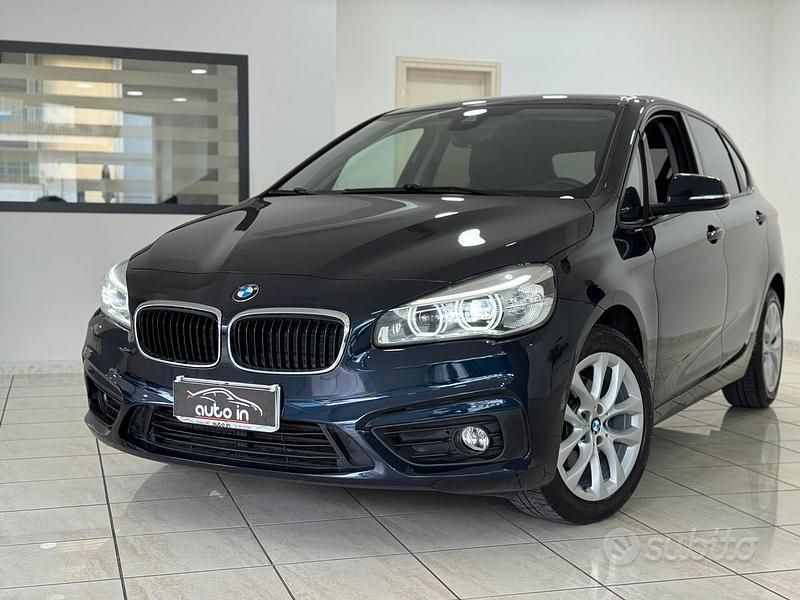Usata BMW 216 Active Tourer Sport Line 115 CV (84 kW) 2017 Blu Monovolume