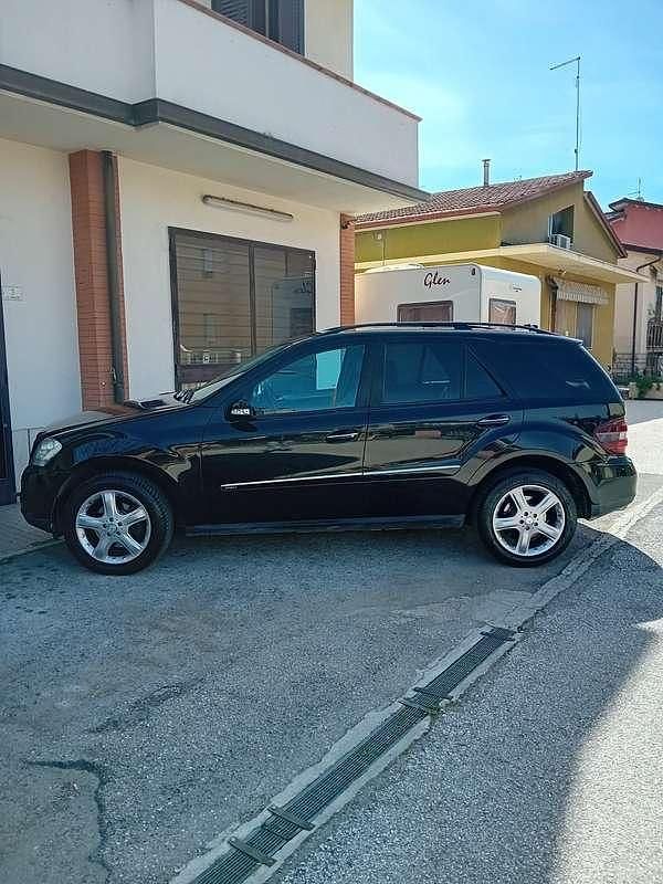 Usata Mercedes ML280 190 CV (139 kW) 2008 SUV