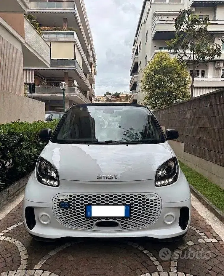 Usata Smart ForTwo Electric Drive Passion 41 kW (56 CV) 2023 Berlina