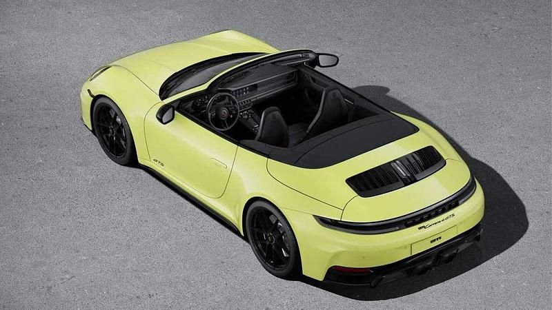 Nuova Porsche 992 541 CV (397 kW) 2026 Giallo cartegana Cabrio