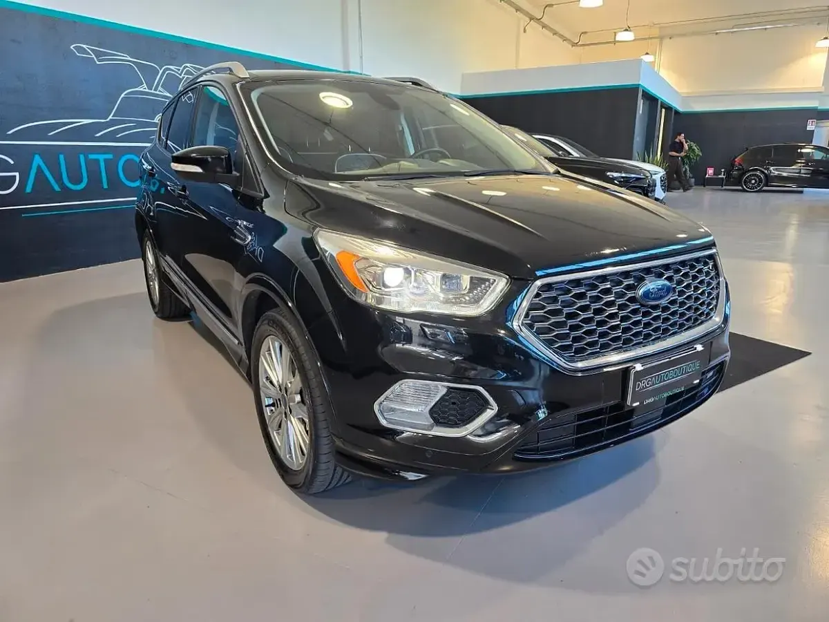 Usata Ford Kuga S 150 CV (110 kW) 2017 Nero SUV