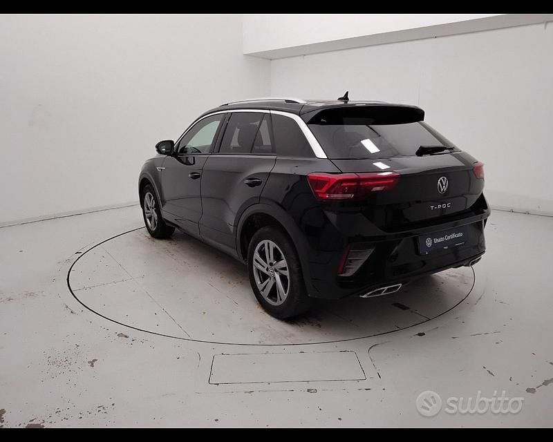 Usata VW T-Roc R-line 110 CV (80 kW) 2023 Nero SUV