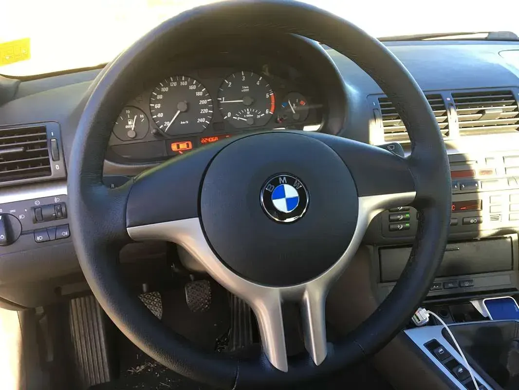Usata BMW 320 Cabriolet Efficient Dynamics 150 CV (110 kW) 2006 Argento Cabrio