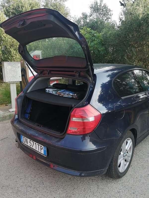 Usata BMW 118 143 CV (105 kW) 2008 Utilitaria