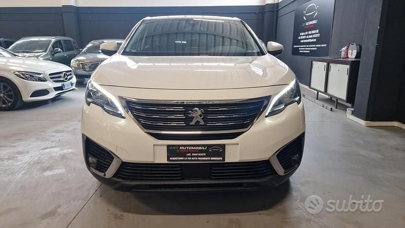 Usata Peugeot 5008 Allure 131 CV (96 kW) 2019 Bianco SUV