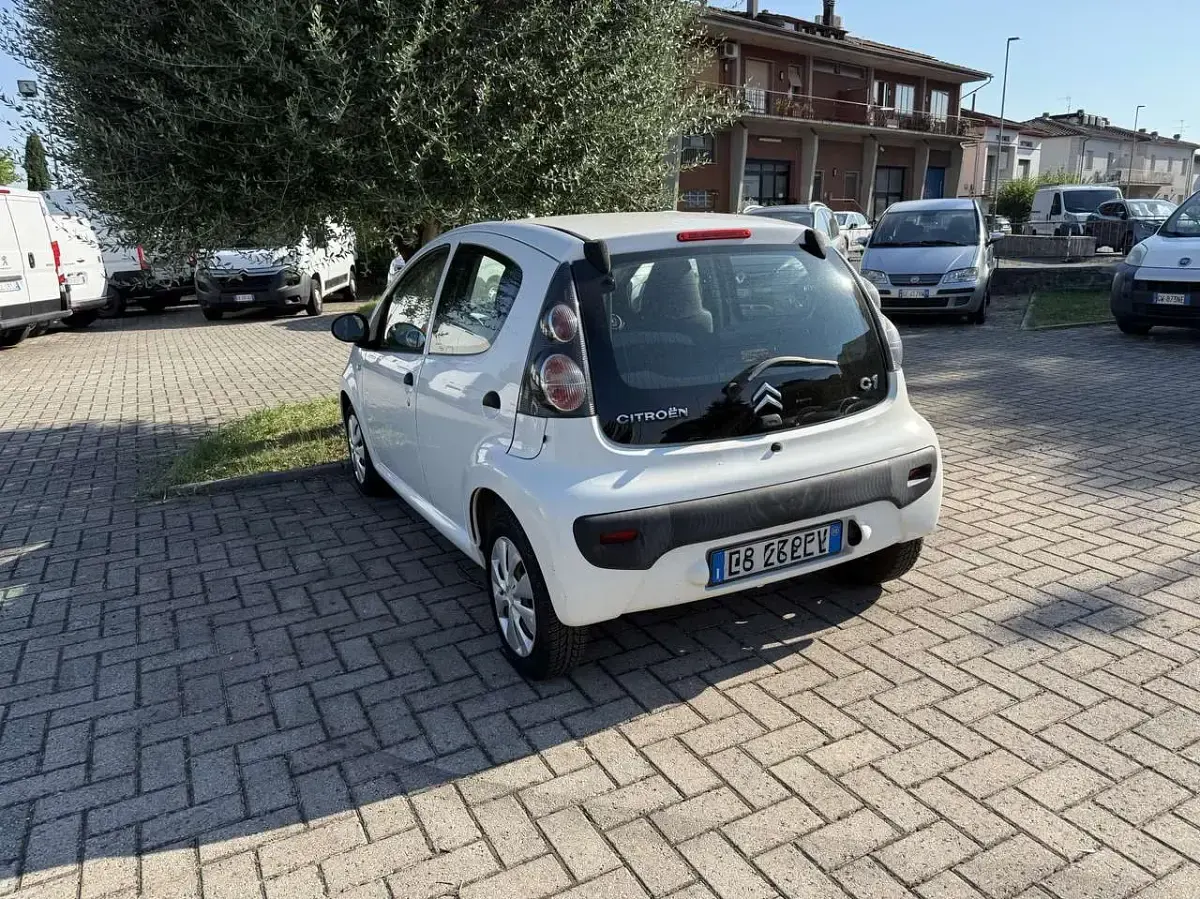 Usata Citroën C1 68 CV (50 kW) 2010 Bianco Utilitaria