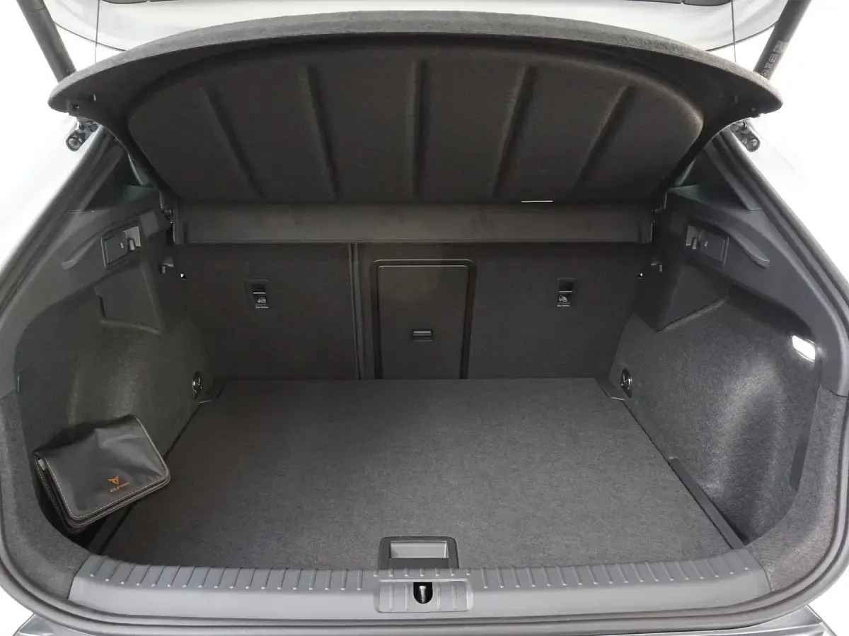 Usata Cupra Formentor 150 CV (110 kW) 2023 Bianco nevada SUV
