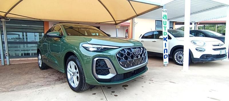 Nuova Audi Q5 Ambiente 203 CV (149 kW) 2025 Verde SUV