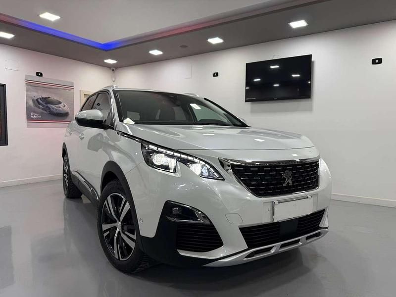 Nero Usata 2020 Peugeot 3008 Allure SUV | 18.490 € (Ottimo prezzo) - Immagine 1/4