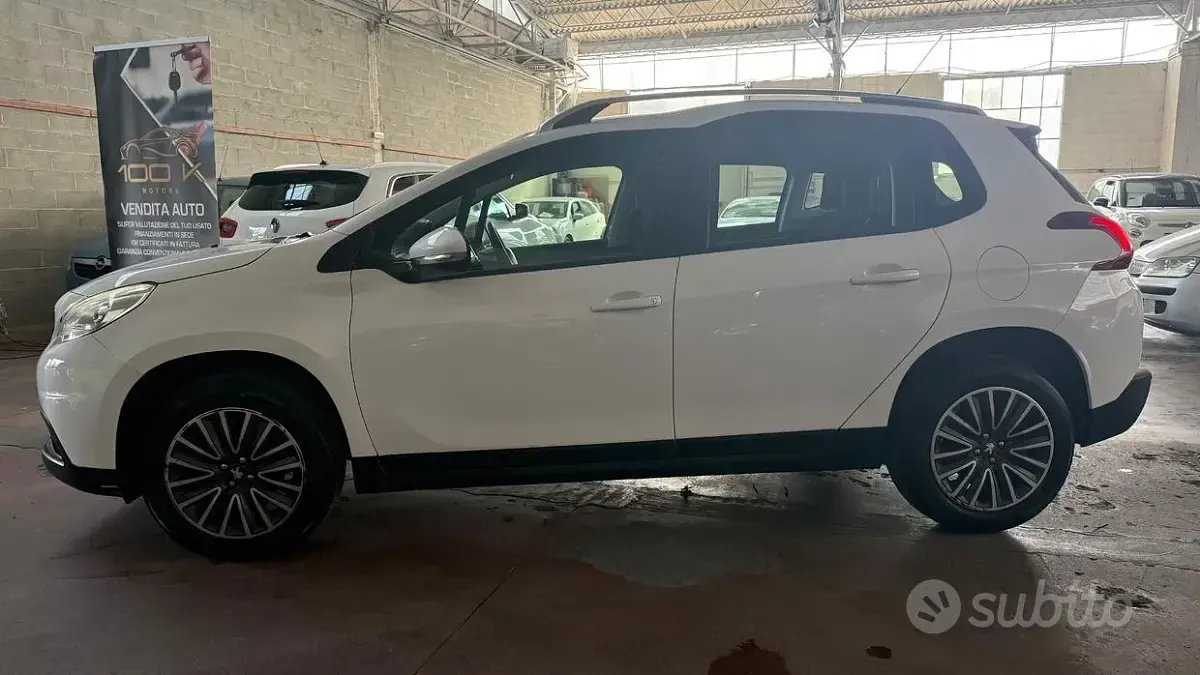 Usata Peugeot 2008 99 CV (72 kW) 2017 Bianco SUV