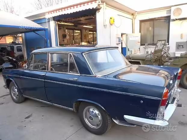 Usata Fiat 2100 108 CV (79 kW) 1950 Blu Berlina