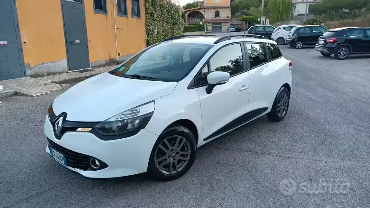 Usata Renault Clio 75 CV (55 kW) 2015 Bianco Station wagon