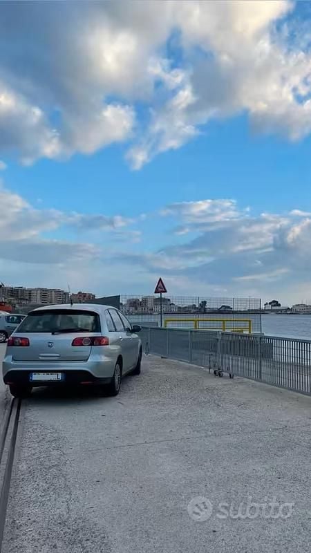 Usata Fiat Croma Active 120 CV (88 kW) 2010 Grigio Station wagon