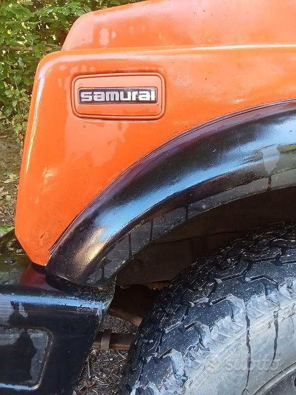 Usata Suzuki Samurai 64 CV (47 kW) 1998 Rosso SUV