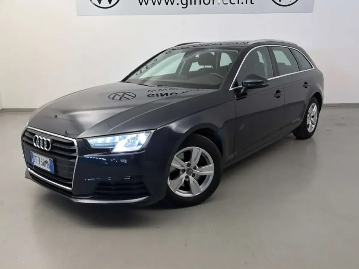 Usata Audi A4 150 CV (110 kW) 2016 Blu/azzurro Station wagon