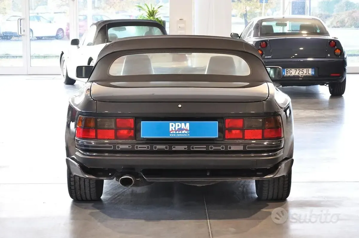 Usata Porsche 944 S2 Cabriolet 211 CV (155 kW) 1990 Nero Cabrio
