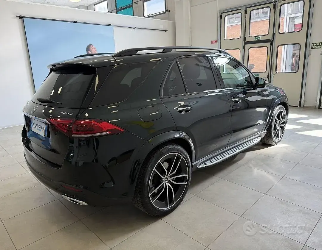 Usata Mercedes GLE350 Premium Plus 194 CV (142 kW) 2023 Verde SUV