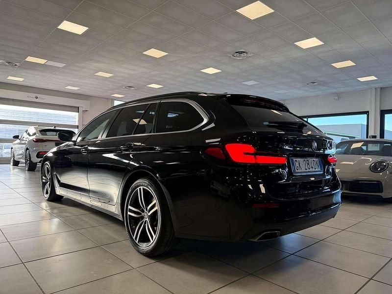 Usata BMW 530 249 CV (183 kW) 2022 Nero Station wagon