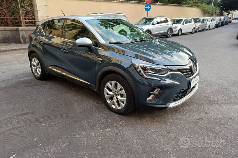 Occasion Renault Captur Intens 145 ch (106 kW) 2022 Bleue SUV