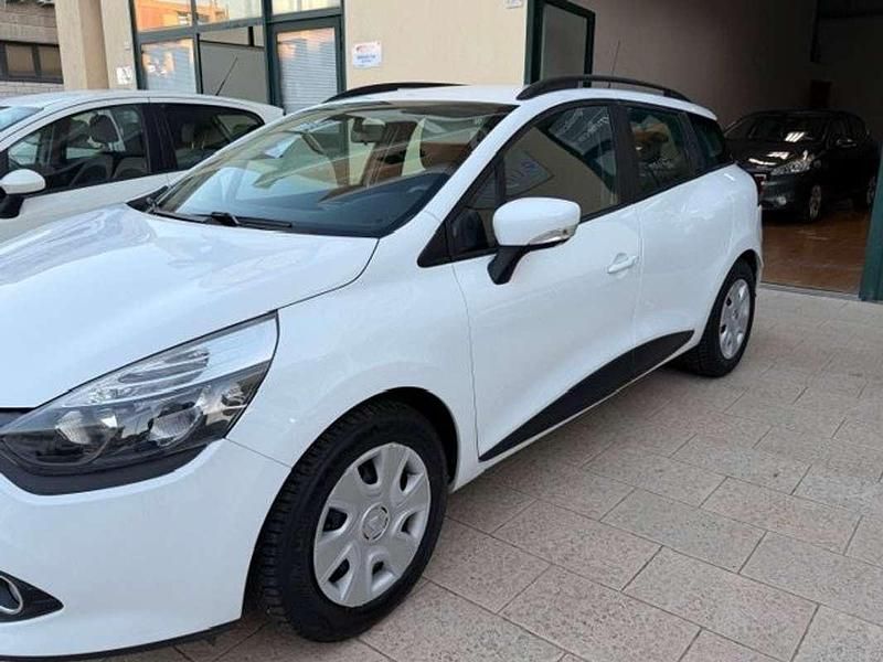 Usata Renault Clio GrandTour 75 CV (55 kW) 2015 Bianco Station wagon