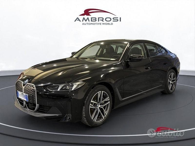 Nuova BMW i4 M Sport 210 kW (286 CV) 2025 Black pastello Berlina