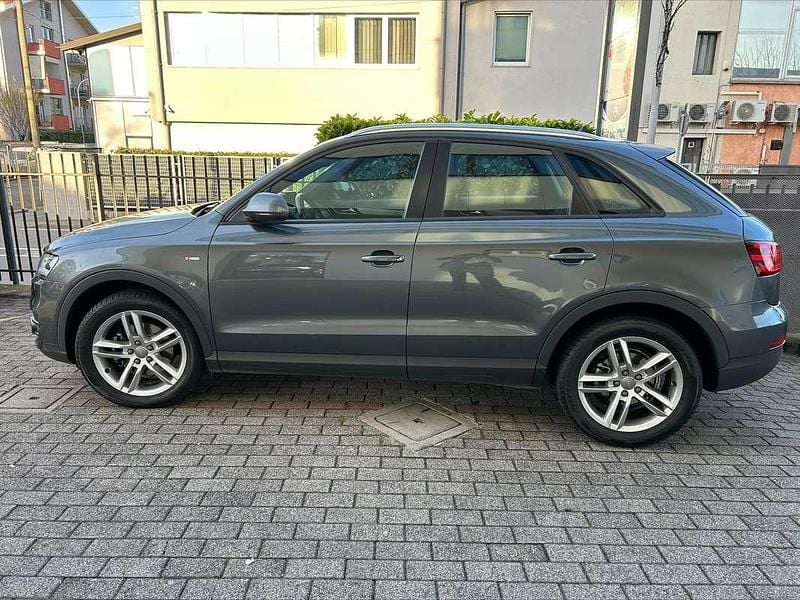 Grigio Usata 2014 Audi Q3 SUV | 14.000 € (Buon prezzo) - Immagine 1/4