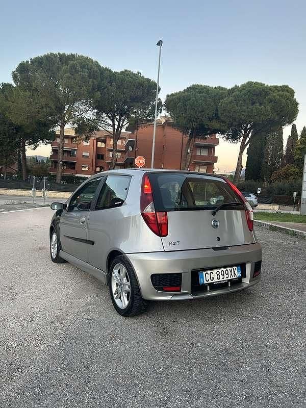 Usata Fiat Punto 60 CV (44 kW) 2005 Berlina